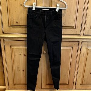 Levi Black Jeans